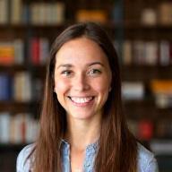 Liina Oja, raamatukoguhoidja ja sündmuste korraldaja